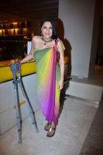 at Jewellery Designer Poonam Soni_s classy birthday bash in Trident, Mumbai on 12th Nov 2011 (44).JPG